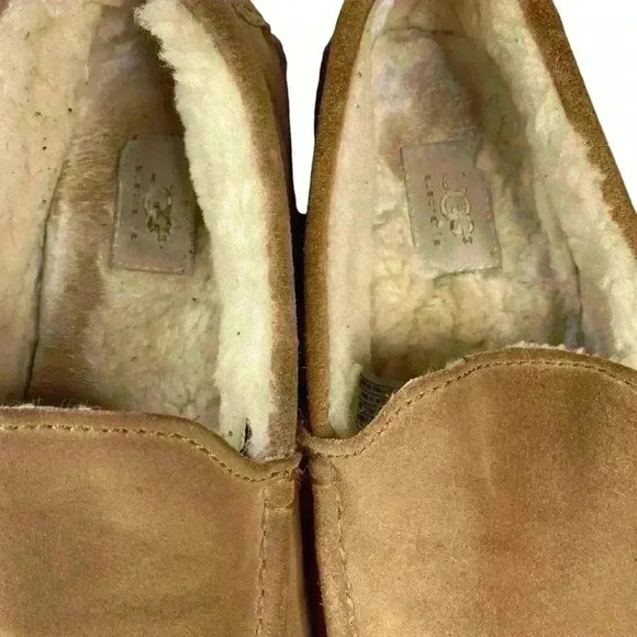 UGG ASCOT chestnut color, suede warm, cozy wool rubber bottom slipper, SIZE 11 - Picture 3 of 9